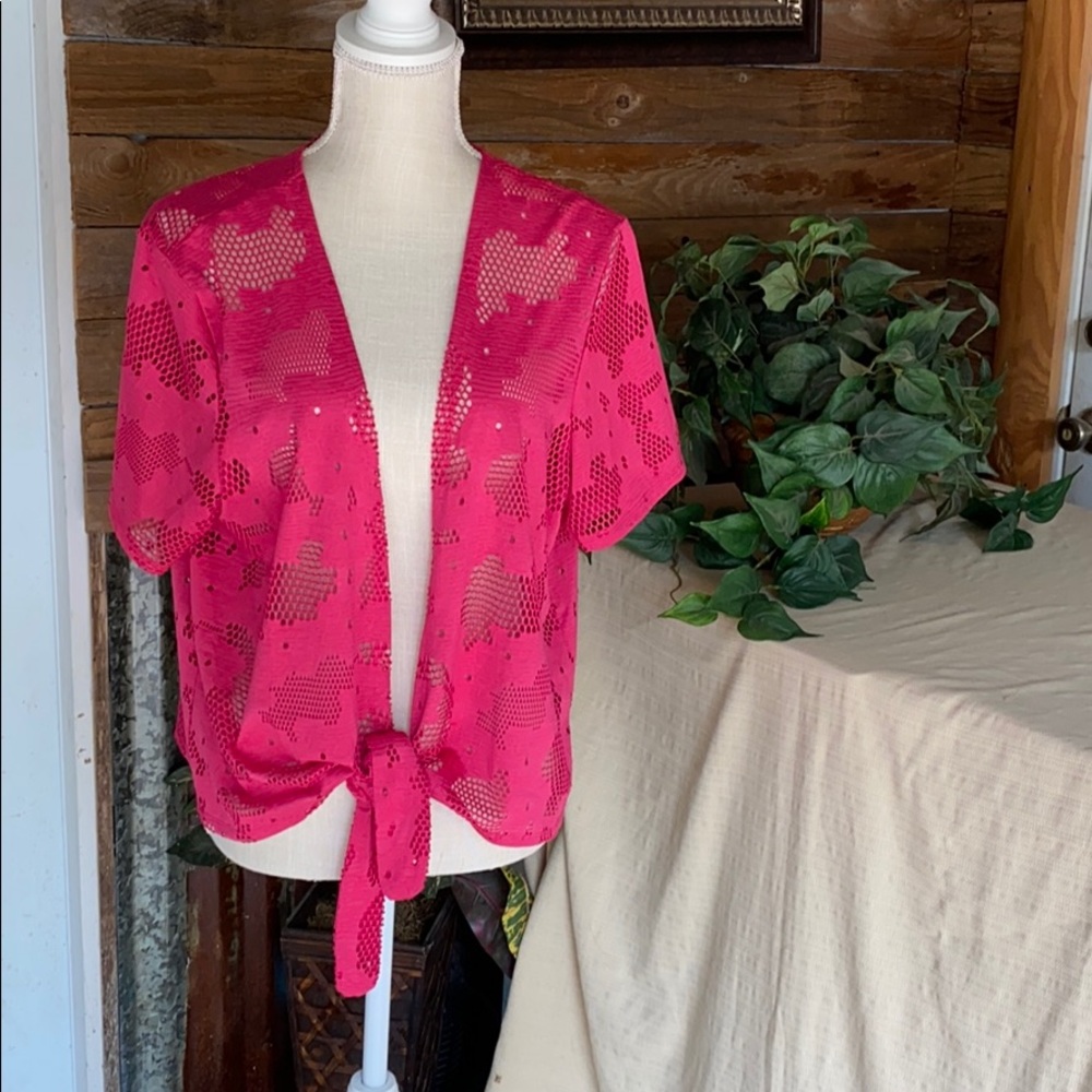 Pick tie over top XL.